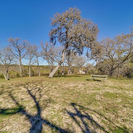 Cozy Bandera Cottage With Medina River Access! Bagian luar foto
