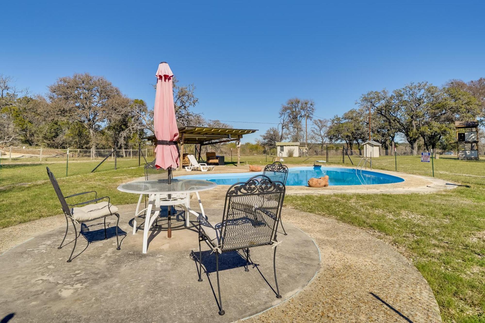 Cozy Bandera Cottage With Medina River Access! Bagian luar foto